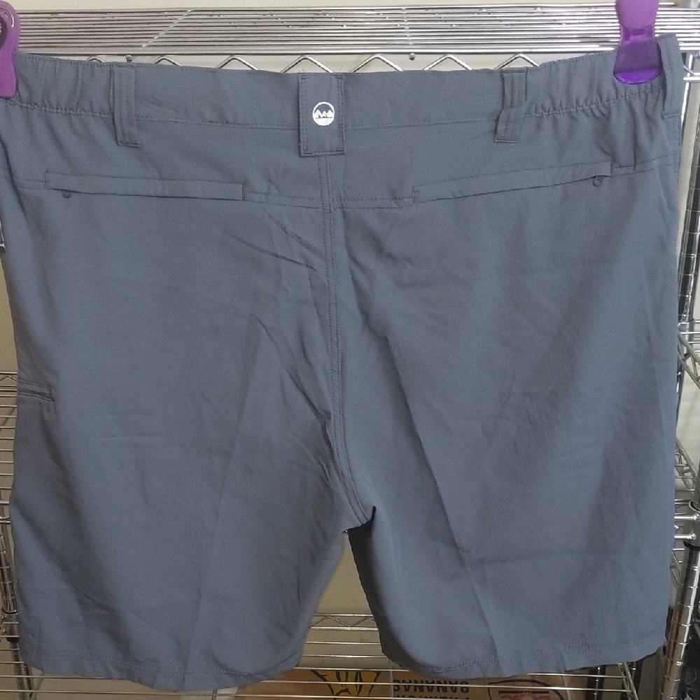 Wrangler Men's Charcoal Flat Front Shorts - Picture 4 of 5
